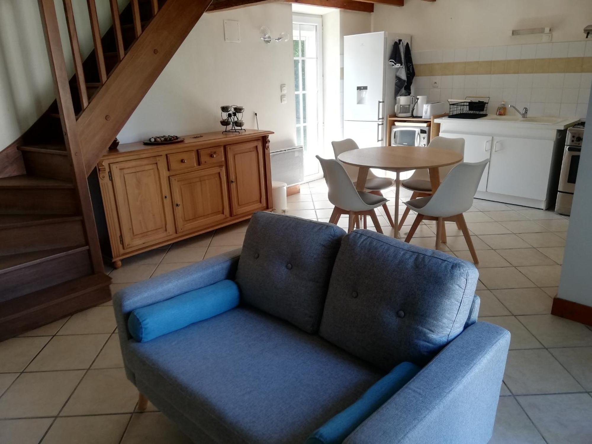 La Petite Maison Matha Luaran gambar